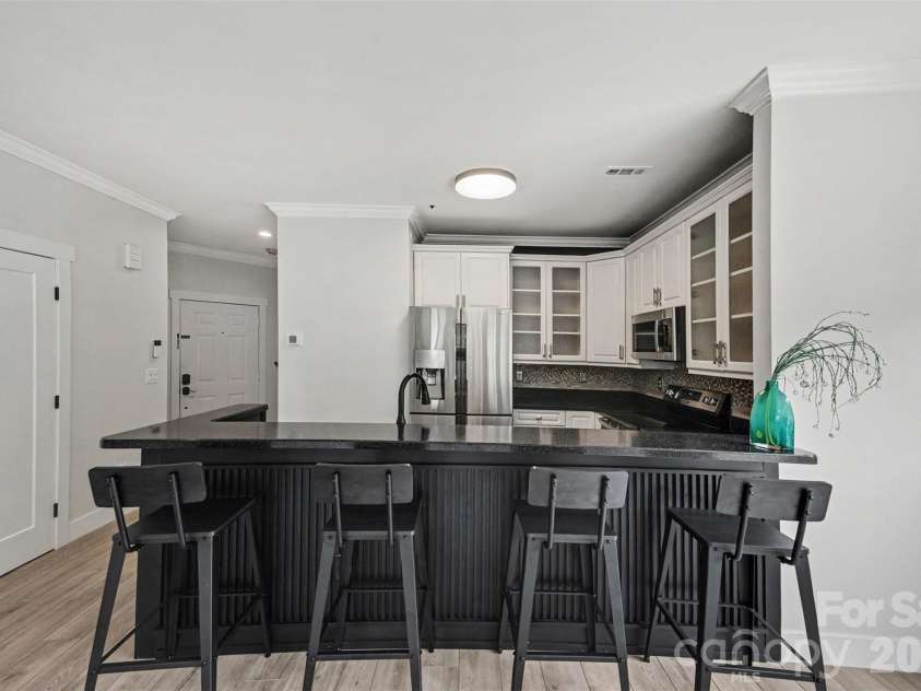 18726 Nautical Drive, Cornelius, NC 28031.  MLS# CAR4396912, YatesRealty ID 21339. 