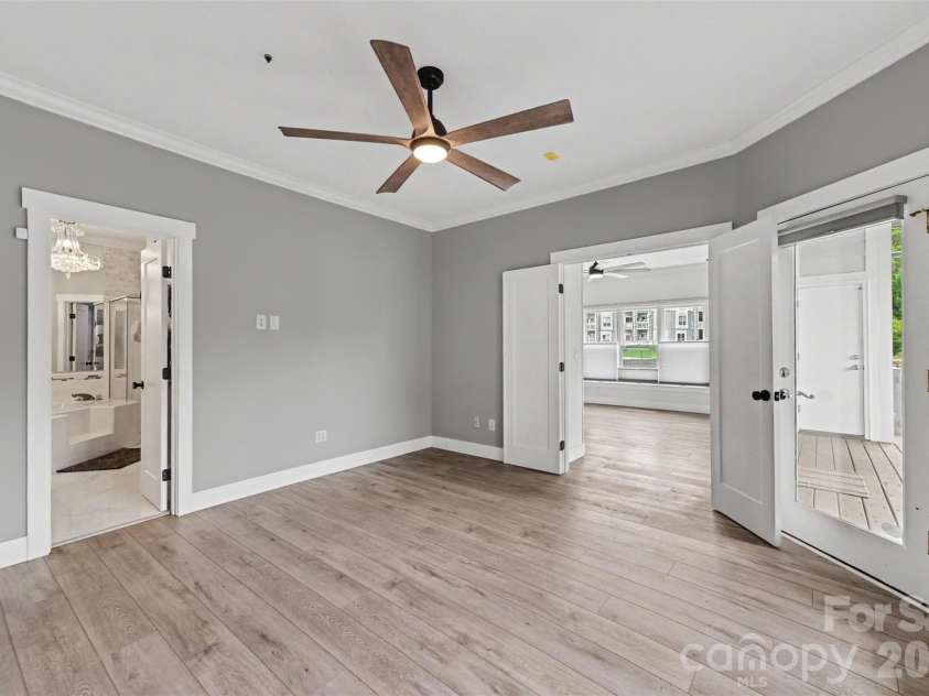 18726 Nautical Drive, Cornelius, NC 28031.  MLS# CAR4396912, YatesRealty ID 21339. 