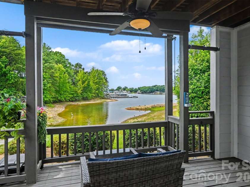 18726 Nautical Drive, Cornelius, NC 28031.  MLS# CAR4396912, YatesRealty ID 21339. 