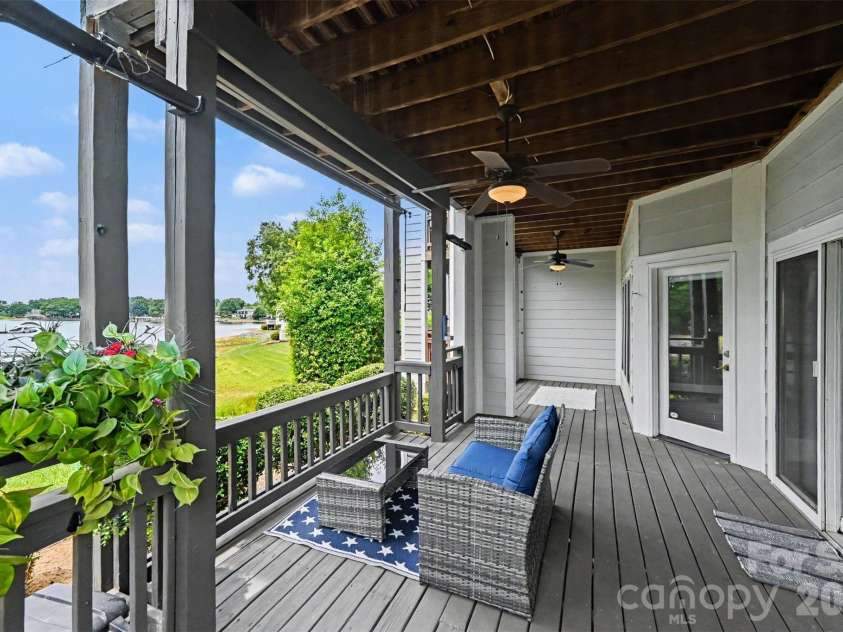 18726 Nautical Drive, Cornelius, NC 28031.  MLS# CAR4396912, YatesRealty ID 21339. 