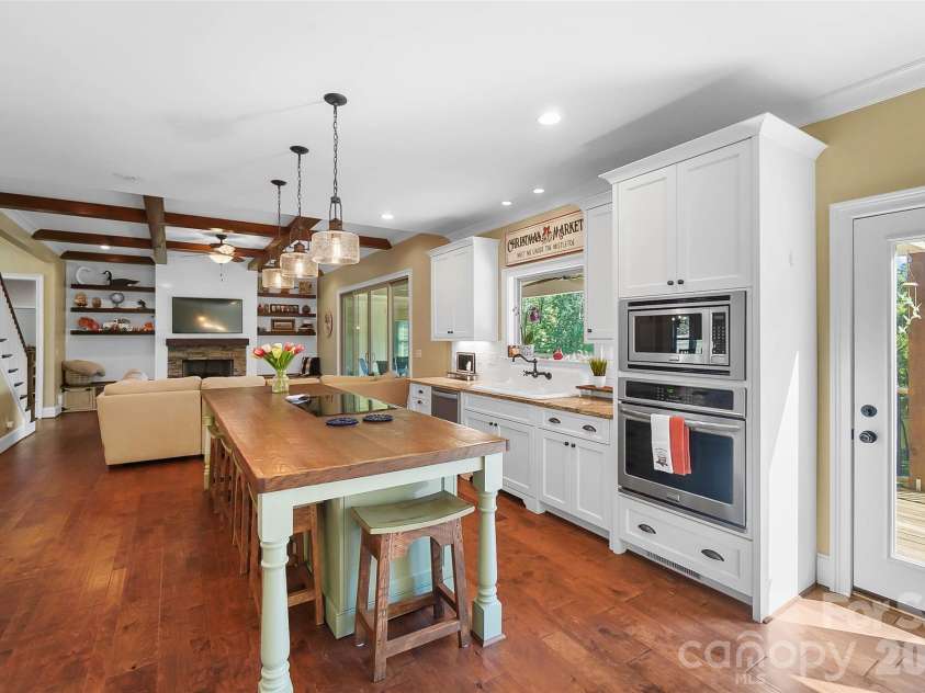 3612 Lake Twitty Drive, Monroe, NC 28110.  MLS# CAR4380123, YatesRealty ID 21340. 