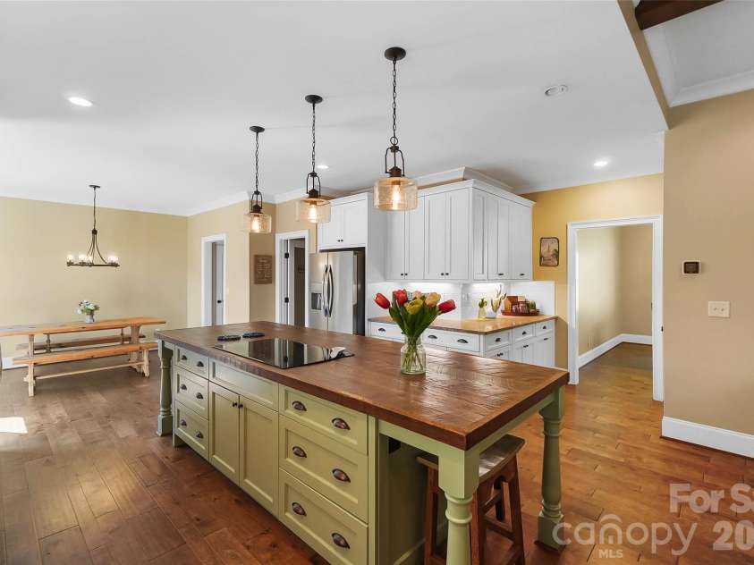 3612 Lake Twitty Drive, Monroe, NC 28110.  MLS# CAR4380123, YatesRealty ID 21340. 