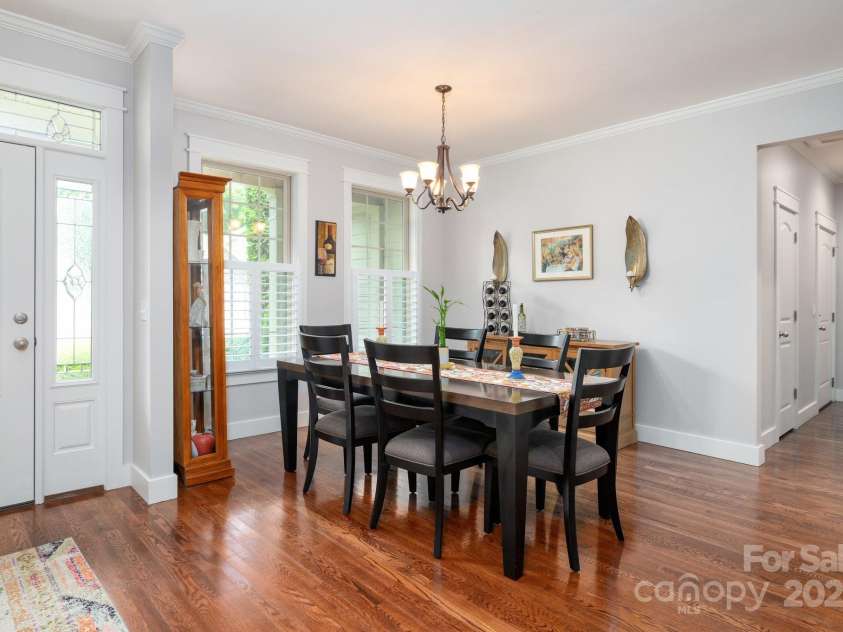 59 Ledgestone Drive, Fairview, NC 28730.  MLS# CAR4272248, YatesRealty ID 21340. Traditional layout with both formal and informal dining options