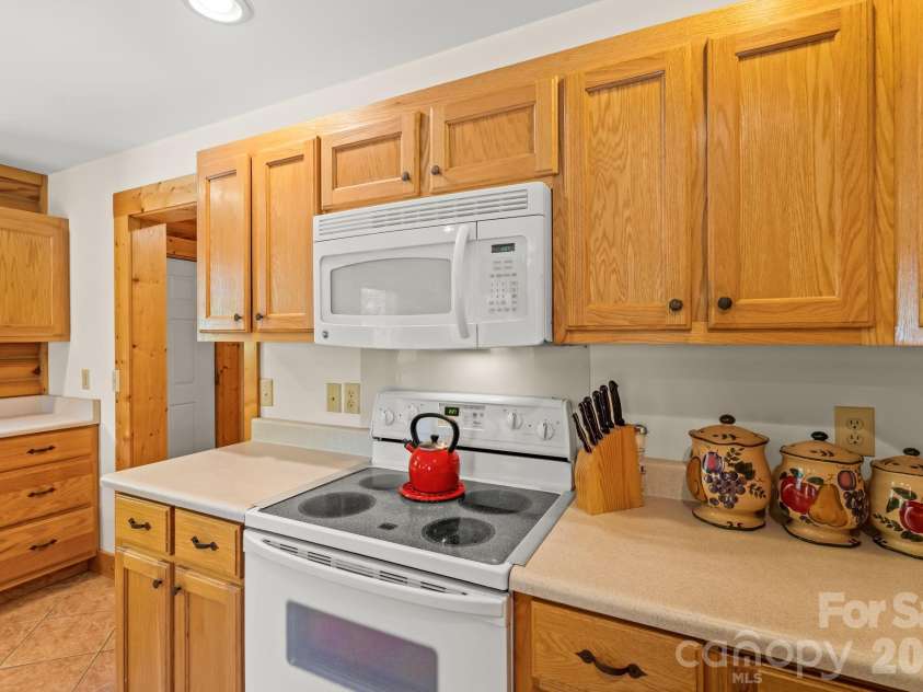 3341 Peniel Road, Tryon, NC 28782.  MLS# CAR4378469, YatesRealty ID 21341. 