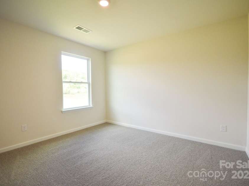 64 Woodvale Drive, Waynesville, NC 28786.  MLS# CAR4210753, YatesRealty ID 21341. 