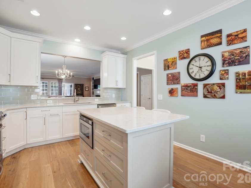 6014 Bison Court, Fort Mill, SC 29707.  MLS# CAR4378347, YatesRealty ID 21342. 