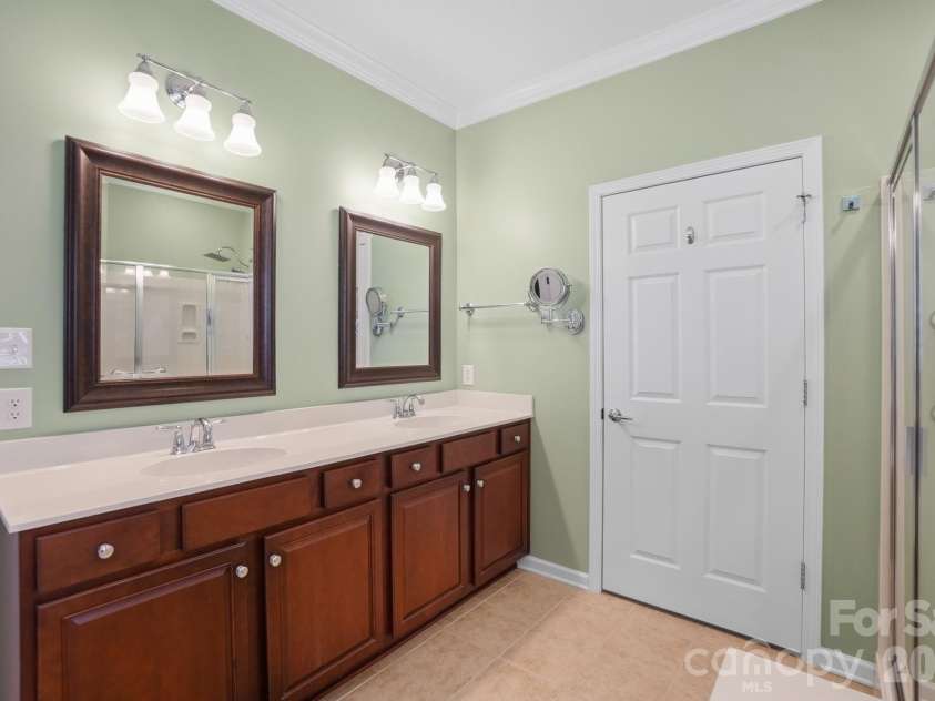 6014 Bison Court, Fort Mill, SC 29707.  MLS# CAR4378347, YatesRealty ID 21342. 