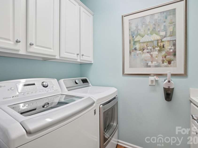 6014 Bison Court, Fort Mill, SC 29707.  MLS# CAR4378347, YatesRealty ID 21342. 