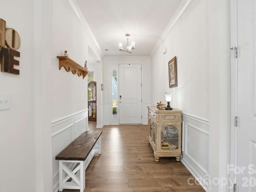 7924 Creek Park Drive, Denver, NC 28037.  MLS# CAR4379852, YatesRealty ID 21343. 