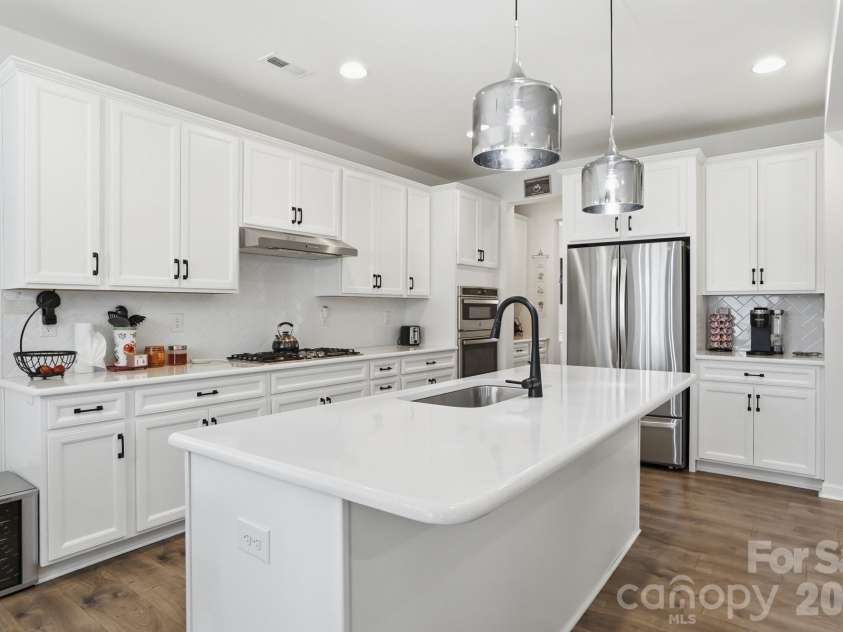 7924 Creek Park Drive, Denver, NC 28037.  MLS# CAR4379852, YatesRealty ID 21343. 