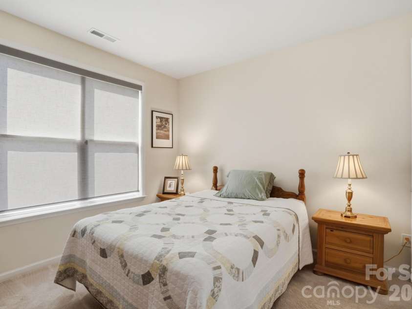 7924 Creek Park Drive, Denver, NC 28037.  MLS# CAR4379852, YatesRealty ID 21343. 