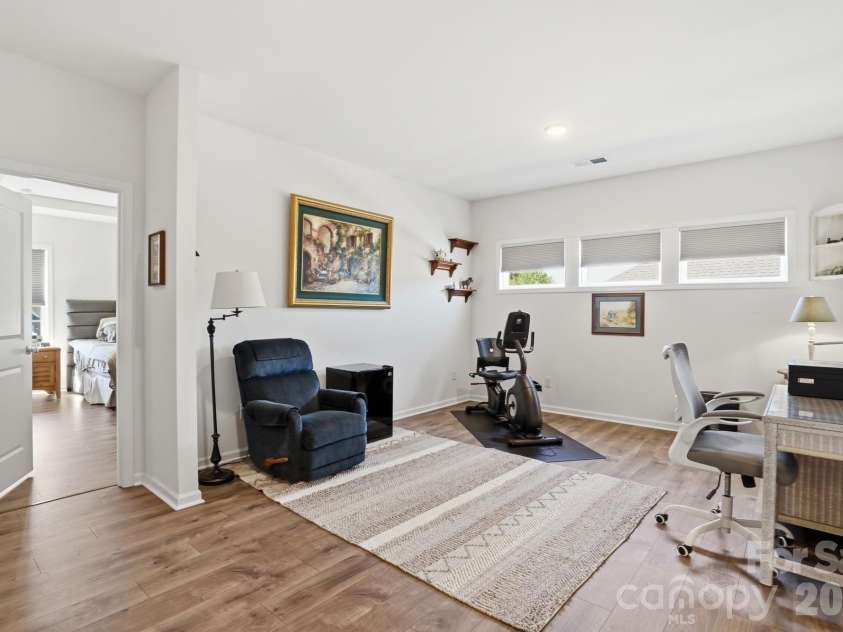 7924 Creek Park Drive, Denver, NC 28037.  MLS# CAR4379852, YatesRealty ID 21343. 