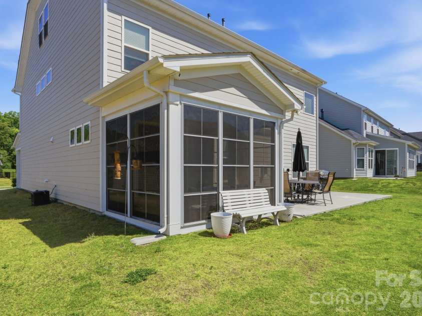 7924 Creek Park Drive, Denver, NC 28037.  MLS# CAR4379852, YatesRealty ID 21343. 