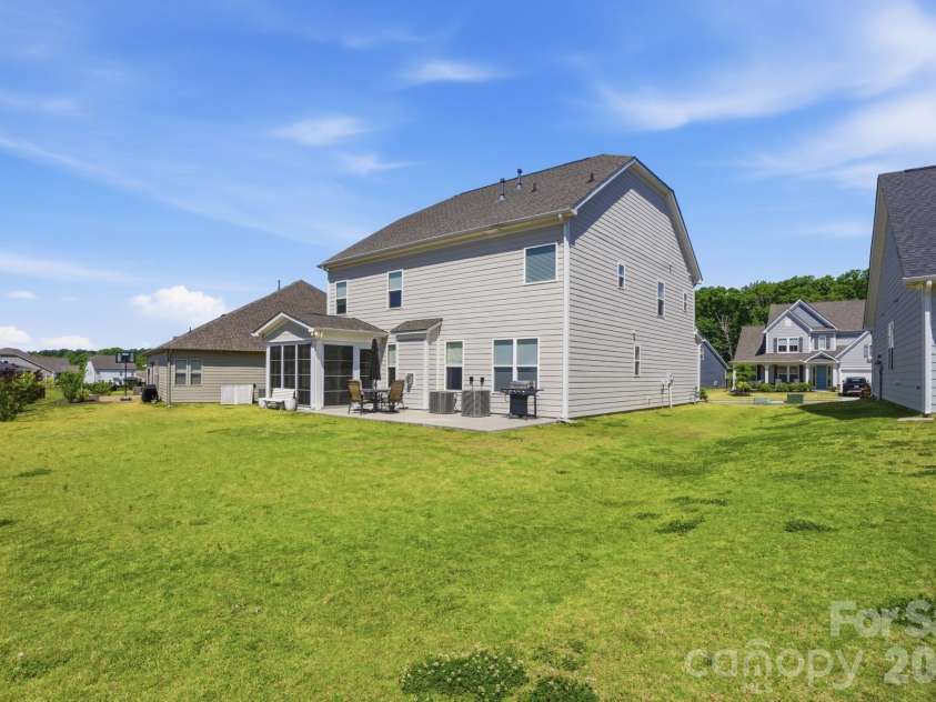 7924 Creek Park Drive, Denver, NC 28037.  MLS# CAR4379852, YatesRealty ID 21343. 