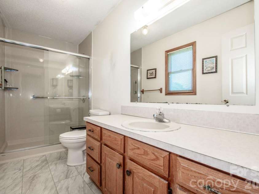 173 Doe Trail Lane, Statesville, NC 28625.  MLS# CAR4377573, YatesRealty ID 21344. 