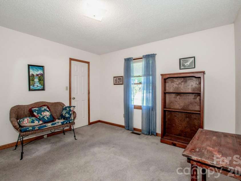173 Doe Trail Lane, Statesville, NC 28625.  MLS# CAR4377573, YatesRealty ID 21344. 