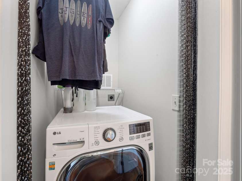 263 Fairway Lane, Spruce Pine, NC 28777.  MLS# CAR4272513, YatesRealty ID 21345. 