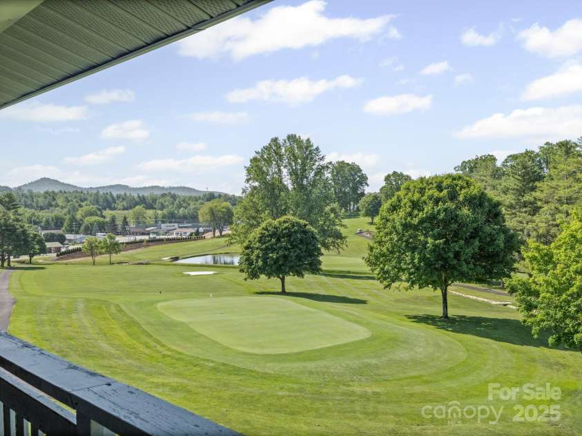 263 Fairway Lane, Spruce Pine, NC 28777.  MLS# CAR4272513, YatesRealty ID 21345. 