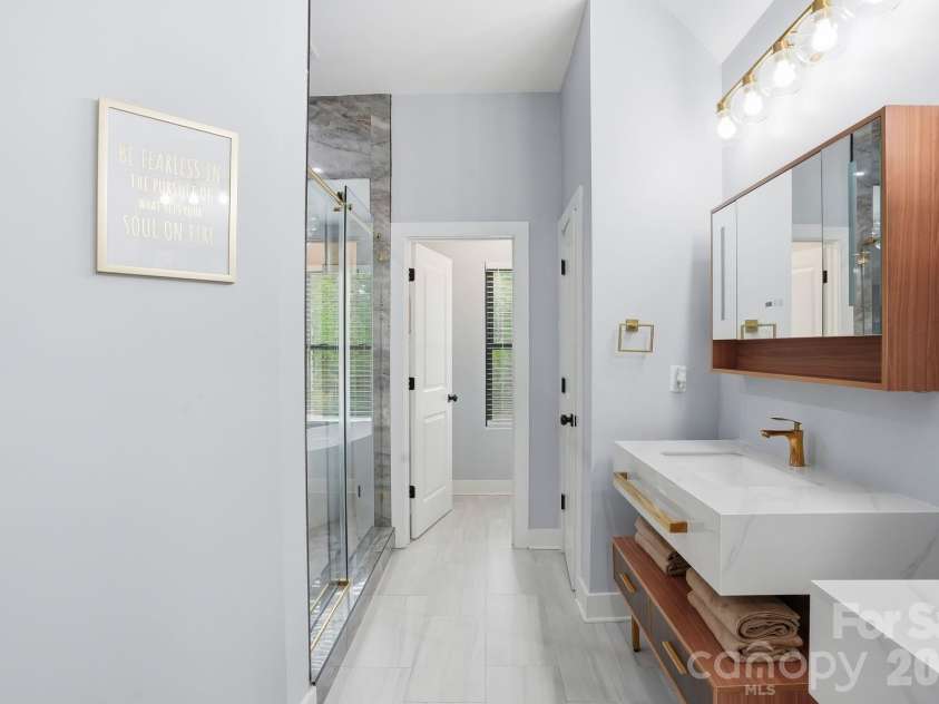 8508 Max Meadows Drive, Charlotte, NC 28227.  MLS# CAR4376414, YatesRealty ID 21345. 