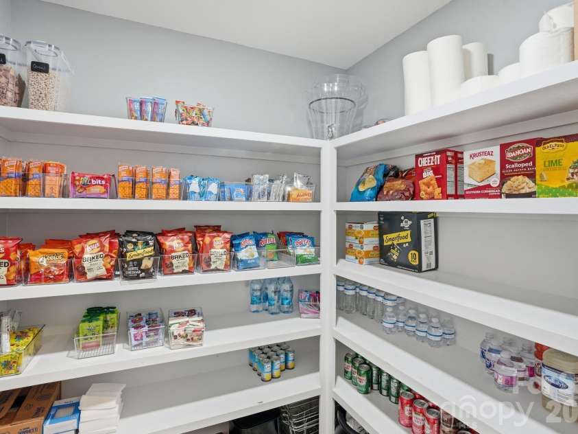 8508 Max Meadows Drive, Charlotte, NC 28227.  MLS# CAR4376414, YatesRealty ID 21345. 