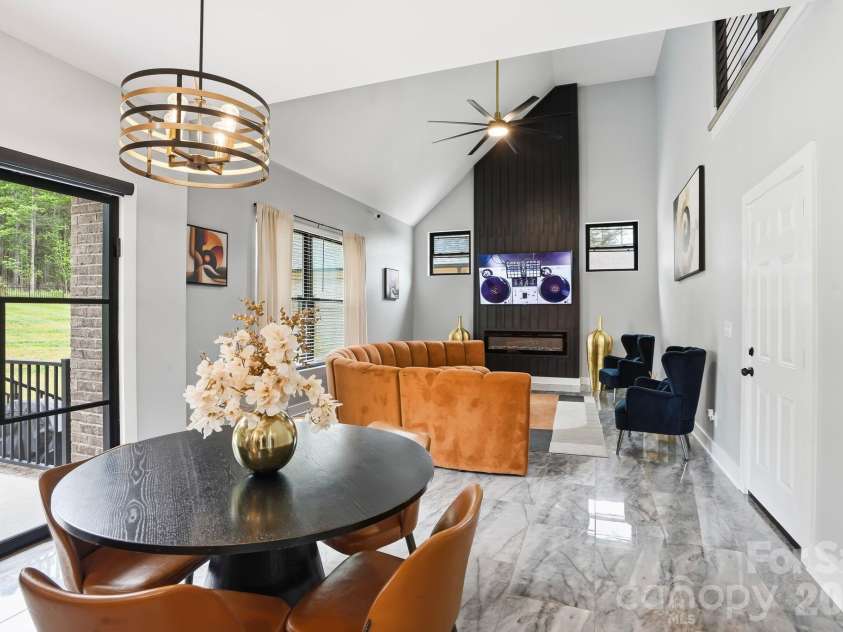 8508 Max Meadows Drive, Charlotte, NC 28227.  MLS# CAR4376414, YatesRealty ID 21345. 
