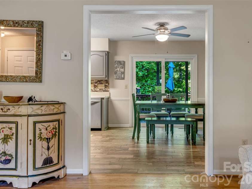 18 Tarragon Place, Flat Rock, NC 28731.  MLS# CAR4376165, YatesRealty ID 21346. 