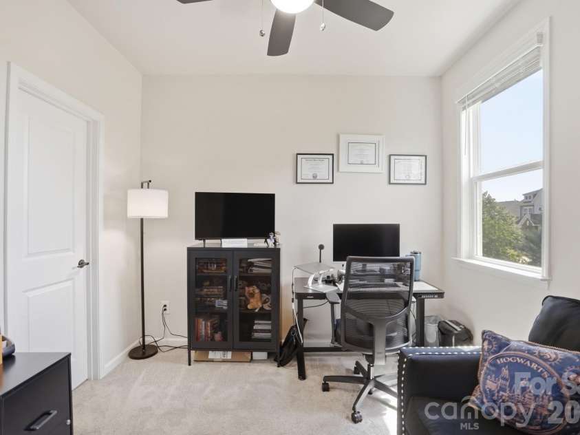 16043 River Tree Lane, Charlotte, NC 28278.  MLS# CAR4377197, YatesRealty ID 21347. 