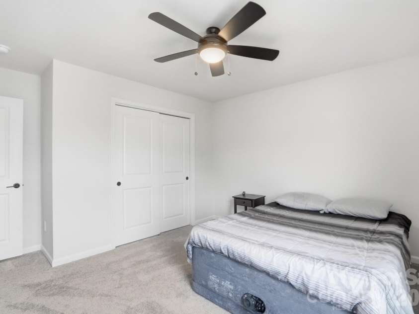 16043 River Tree Lane, Charlotte, NC 28278.  MLS# CAR4377197, YatesRealty ID 21347. 