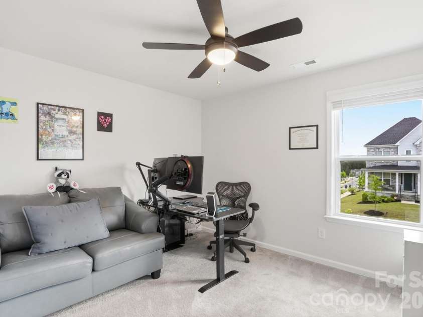 16043 River Tree Lane, Charlotte, NC 28278.  MLS# CAR4377197, YatesRealty ID 21347. 
