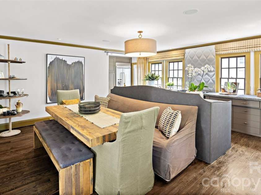 208 Wales Avenue, Charlotte, NC 28209.  MLS# CAR4374743, YatesRealty ID 21348. Dining Area