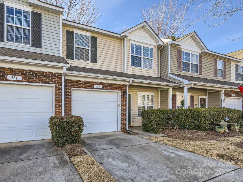 463 Delta Drive, Fort Mill, SC 29715.  MLS# CAR4267026, YatesRealty ID 21348. 
