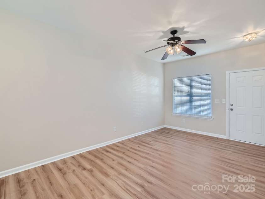 463 Delta Drive, Fort Mill, SC 29715.  MLS# CAR4267026, YatesRealty ID 21348. 