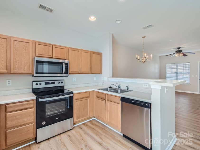463 Delta Drive, Fort Mill, SC 29715.  MLS# CAR4267026, YatesRealty ID 21348. 