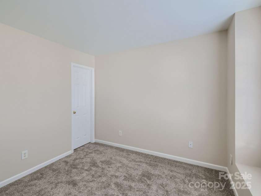 463 Delta Drive, Fort Mill, SC 29715.  MLS# CAR4267026, YatesRealty ID 21348. 