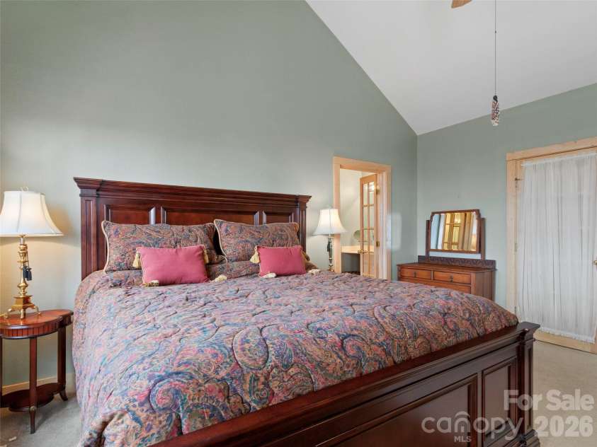 2163 Mountain Air Drive, Burnsville, NC 28714.  MLS# CAR4361448, YatesRealty ID 21349. 