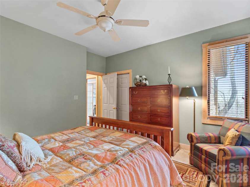 2163 Mountain Air Drive, Burnsville, NC 28714.  MLS# CAR4361448, YatesRealty ID 21349. 