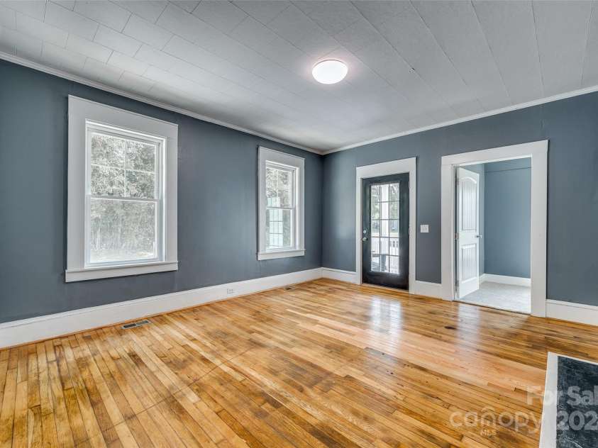 102 Stanton Street, Clover, SC 29710.  MLS# CAR4180222, YatesRealty ID 2135. 