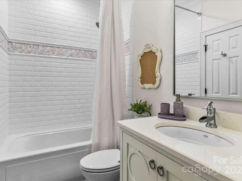 16407 Jetton Road, Cornelius, NC 28031.  MLS# CAR4326392, YatesRealty ID 2135. 