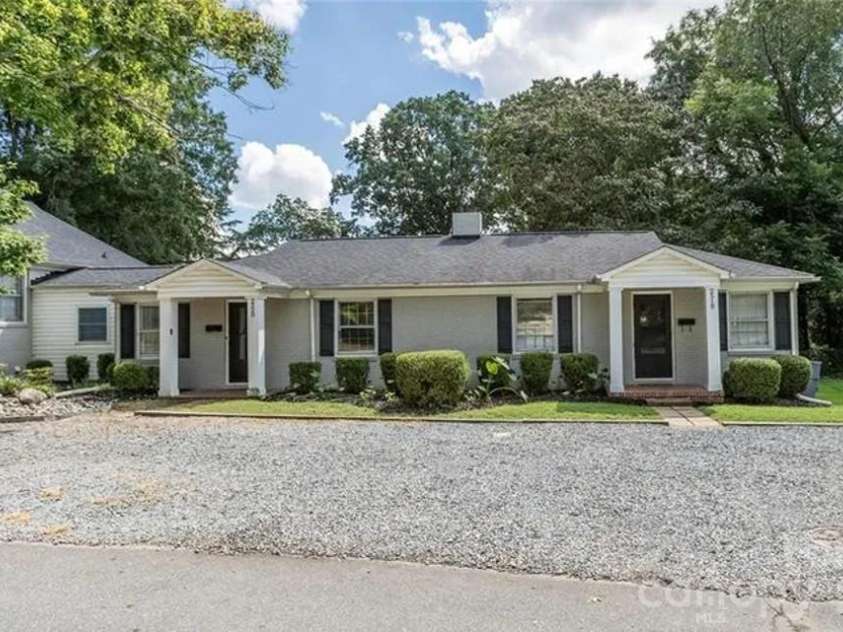 1645 Morningside Drive, Charlotte, NC 28205.  MLS# CAR4371899, YatesRealty ID 21350. 