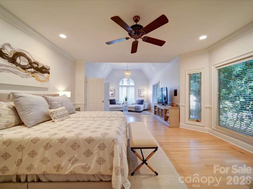 15708 Eagleview Drive, Charlotte, NC 28278.  MLS# CAR4375240, YatesRealty ID 21352. 