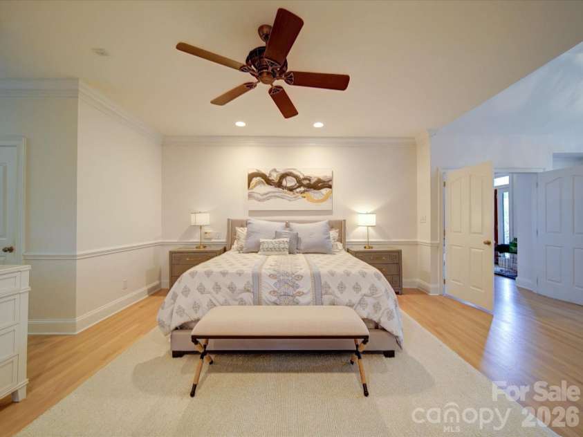 15708 Eagleview Drive, Charlotte, NC 28278.  MLS# CAR4375240, YatesRealty ID 21352. 