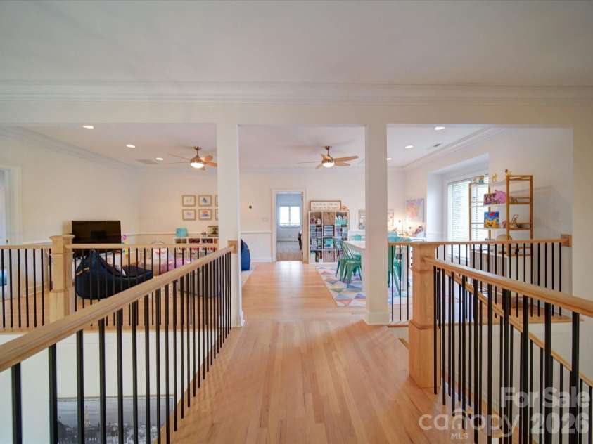 15708 Eagleview Drive, Charlotte, NC 28278.  MLS# CAR4375240, YatesRealty ID 21352. 