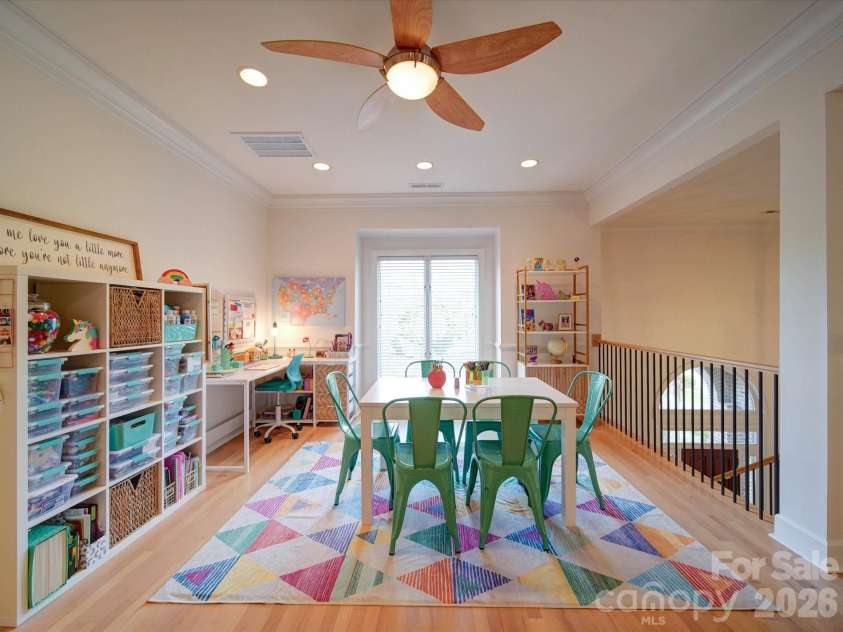 15708 Eagleview Drive, Charlotte, NC 28278.  MLS# CAR4375240, YatesRealty ID 21352. 