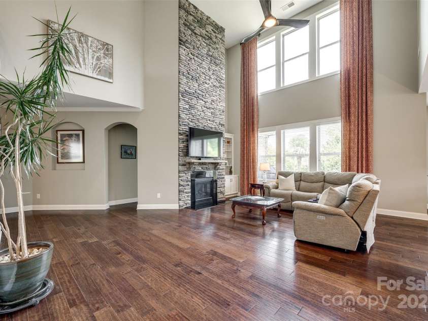 4220 Thames Circle, Fort Mill, SC 29715.  MLS# CAR4269866, YatesRealty ID 21352. 