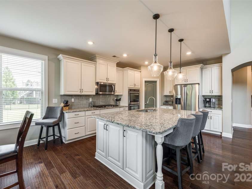 4220 Thames Circle, Fort Mill, SC 29715.  MLS# CAR4269866, YatesRealty ID 21352. 