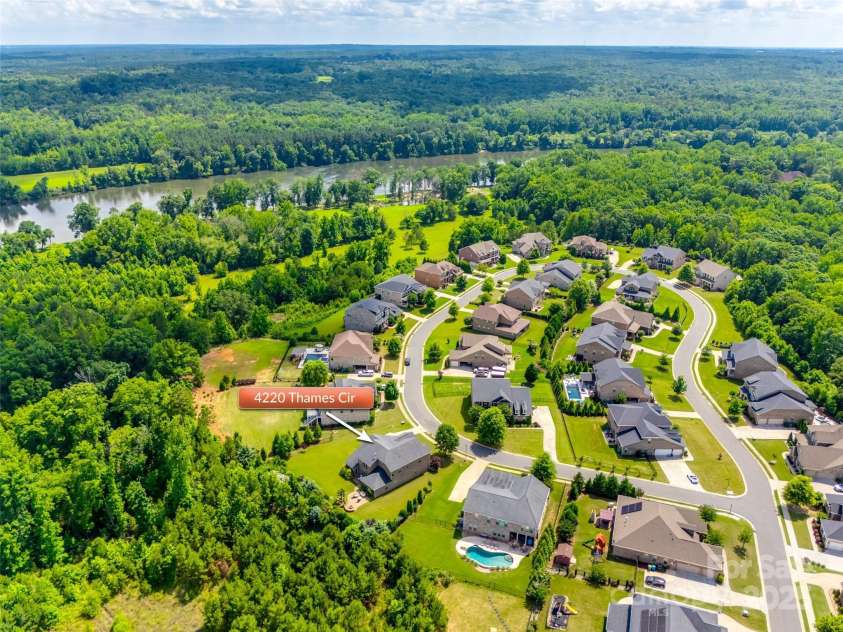 4220 Thames Circle, Fort Mill, SC 29715.  MLS# CAR4269866, YatesRealty ID 21352. 