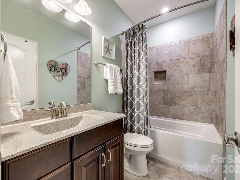 4220 Thames Circle, Fort Mill, SC 29715.  MLS# CAR4269866, YatesRealty ID 21352. Guest Bathroom