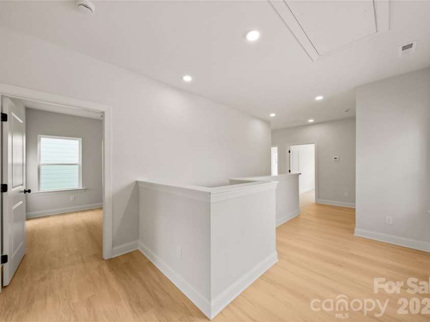9131 Old Moores Chapel Road, Charlotte, NC 28214.  MLS# CAR4381177, YatesRealty ID 21353. 