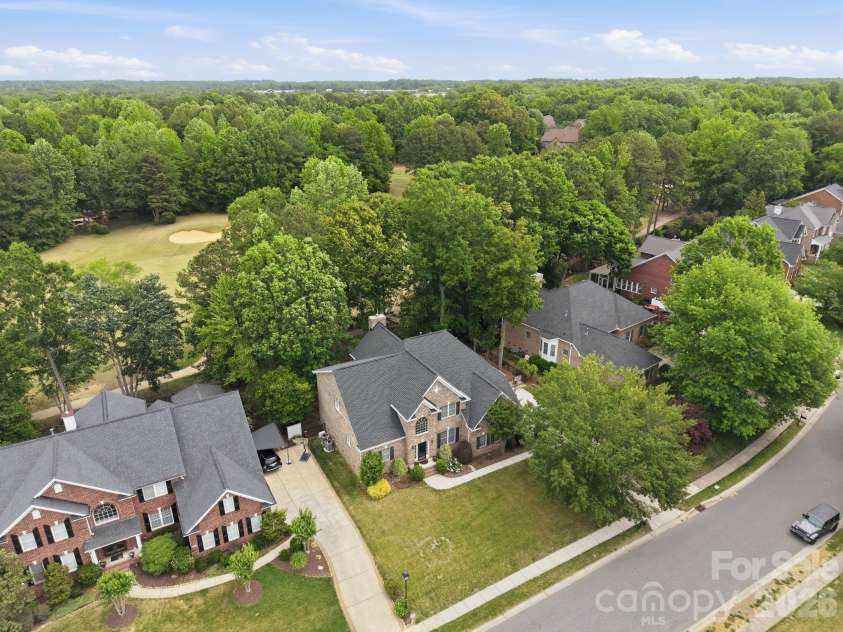 10508 Devonshire Drive, Huntersville, NC 28078.  MLS# CAR4380328, YatesRealty ID 21354. 
