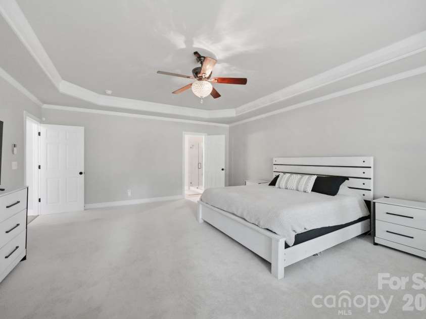 10508 Devonshire Drive, Huntersville, NC 28078.  MLS# CAR4380328, YatesRealty ID 21354. 